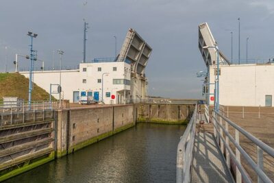 goereese-sluis-foto-beeldbank-rws-768x512